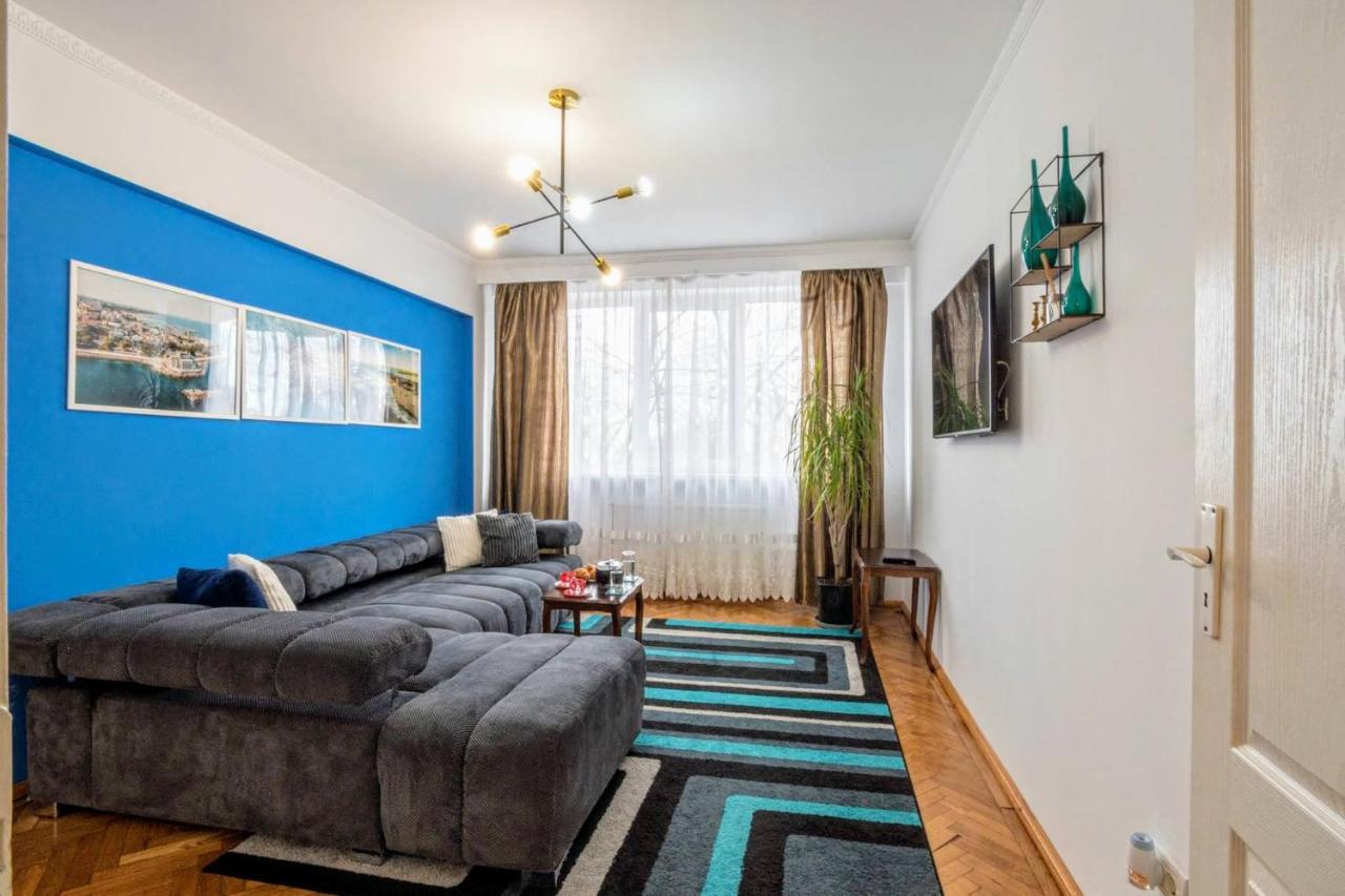 Central 1Br Apt Walk To Beach & Old Town Sol Constanţa Exterior foto