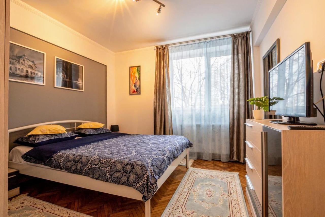 Central 1Br Apt Walk To Beach & Old Town Sol Constanţa Exterior foto