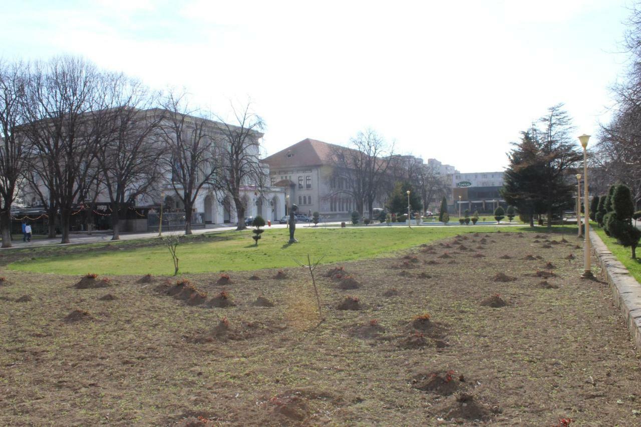Central 1Br Apt Walk To Beach & Old Town Sol Constanţa Exterior foto
